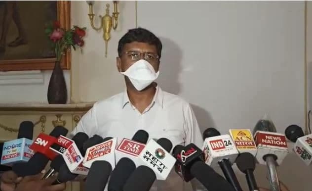 इंदौर ताजिए मामला: कलेक्टर का सख्त एक्शन, SDM को शोकॉज नोटिस