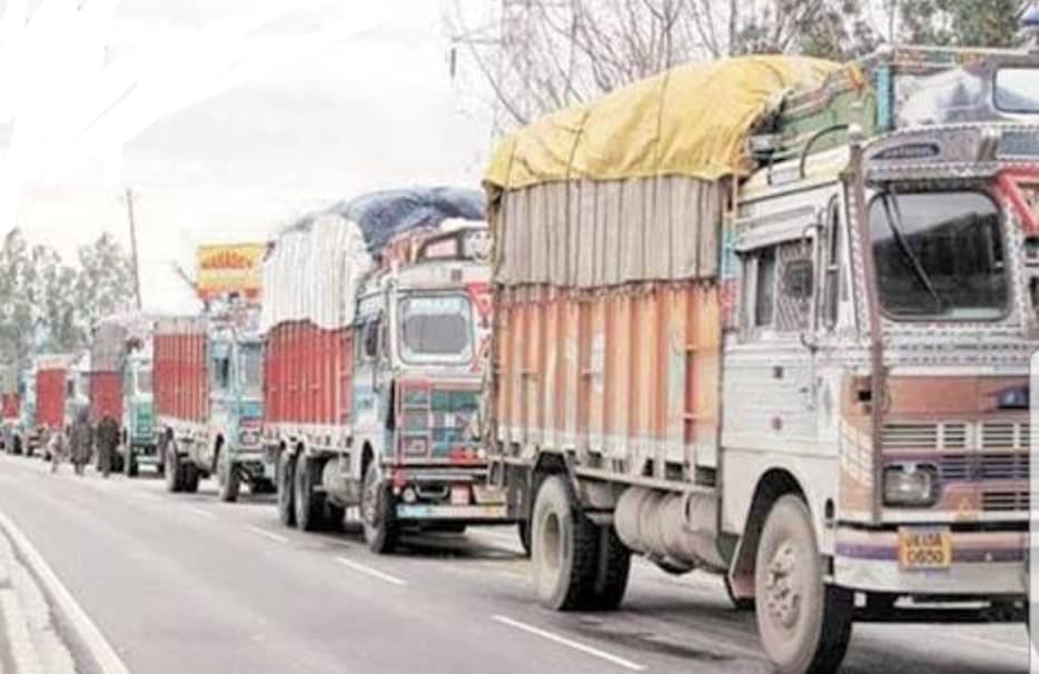 प्रदेश में ट्रांसपोर्टर्स हड़ताल पर गए, थम गए 4.5 लाख वाहनों के पहिये