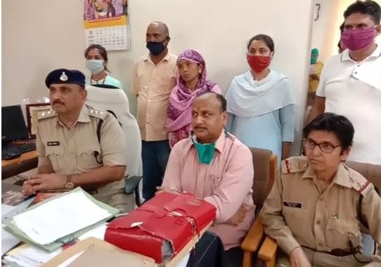 शादी के नाम पर नाबालिग को बेच रहे थे, सौदा होने से पहले ही पति-पत्नी गिरफ्तार