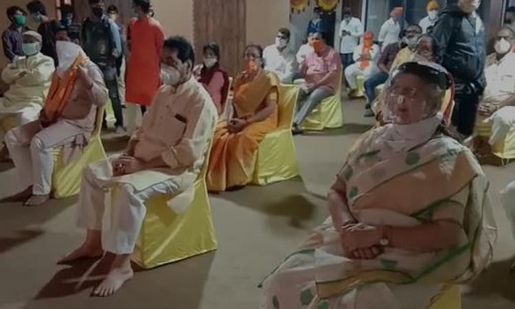 इंदौर में बीजेपी कार्यालय में भूमि पूजन पर दिखा ये उत्साह, पूर्व लोकसभा स्पीकर ने कहा आज मंदिर निर्माण का काम शुरू