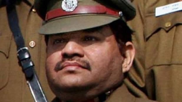 मोहन शर्मा को गैलेंट्री अवॉर्ड, शिवराज बोले ‘फेक एनकाउंटर बताने वाले अब बधाई देकर बरसाती राष्ट्रभक्त बन सकते हैं’