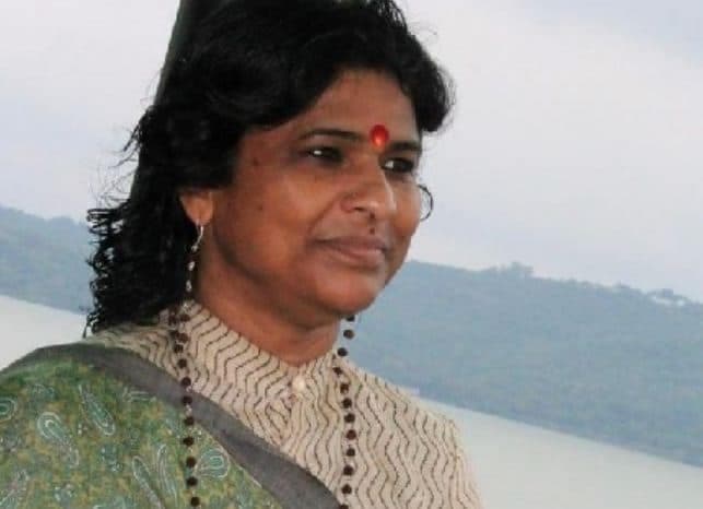 महिला आईएस अफसर ने किया बड़ा दावा, कहा – सरकार उसकी बनेगी जिसके साथ मैं रहूंगी