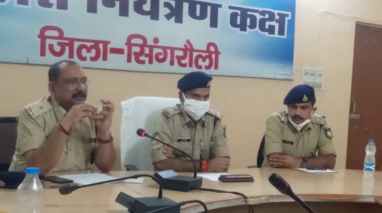 पुलिस ने किया डबल मर्डर केस का खुलासा, फिल्मी स्टाइल में की गई हत्या