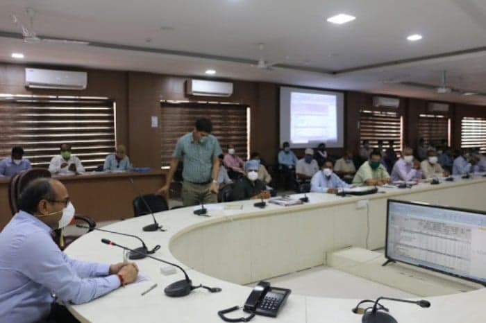 होम आइसोलेटेड कोरोना मरीजों की निगरानी होगी, कोविड कमांड कन्ट्रोल सेन्टर्स को निर्देश