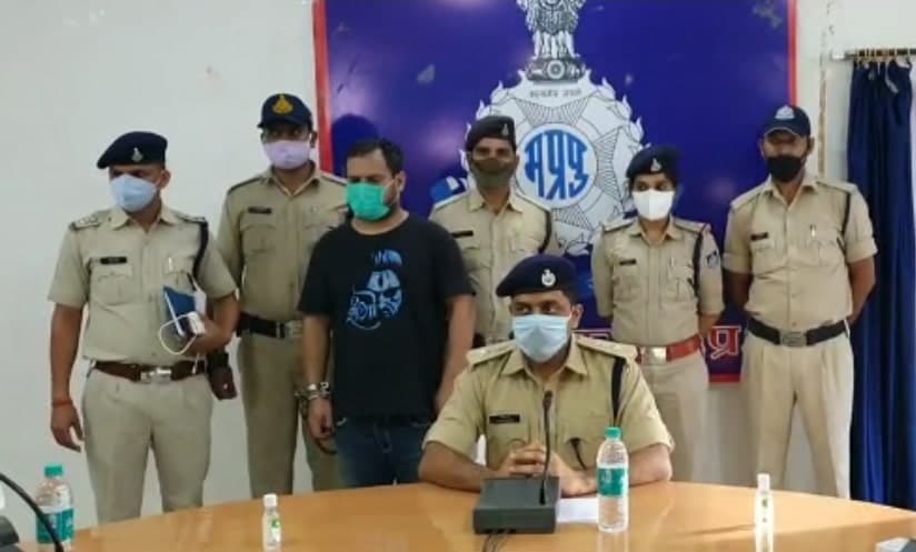 पुलिस ने रिटायर्ड शिक्षक को अपहर्ताओं के चंगुल से छुड़ाया, दिल्ली में रखा था बंधक