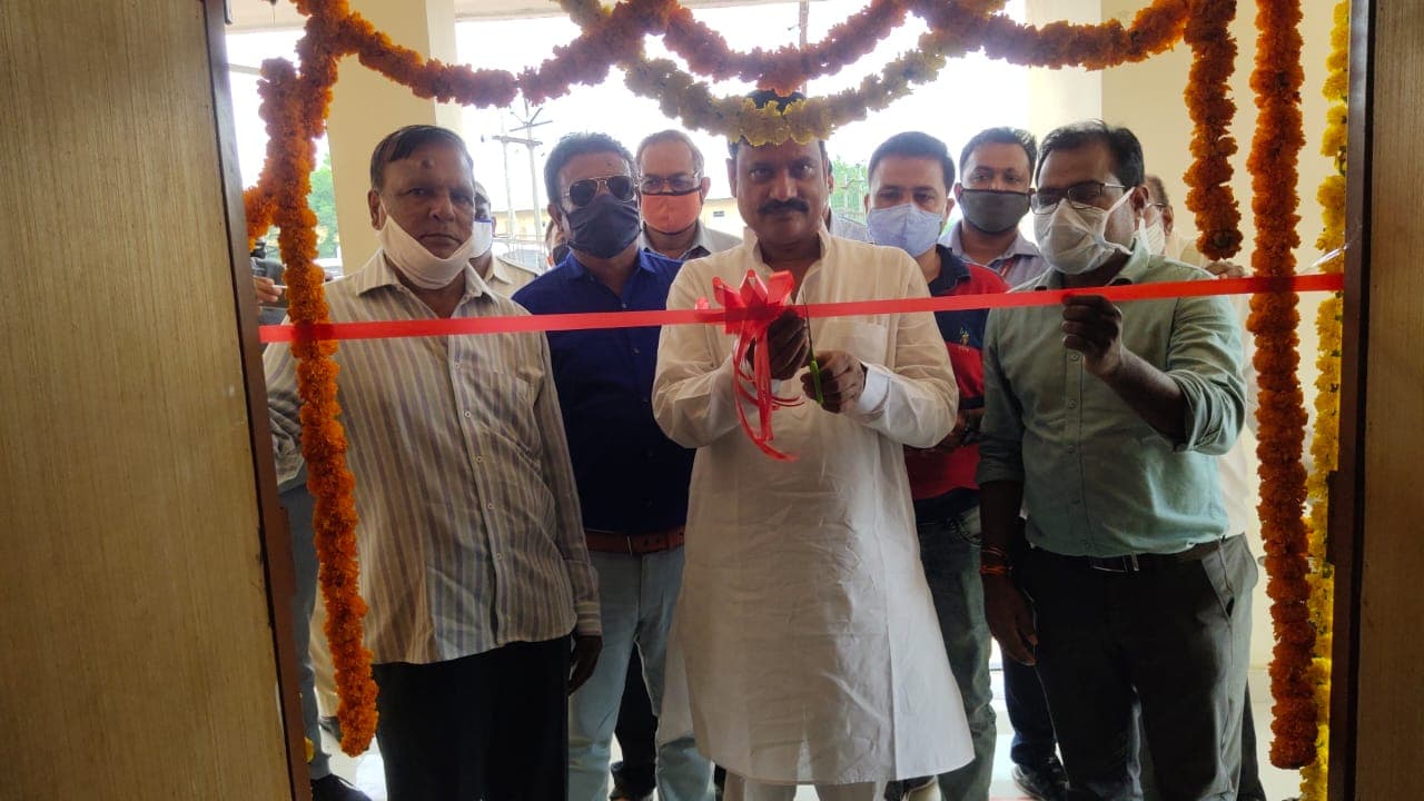 परिवहन कार्यालय में हेल्पडेस्क का शुभारंभ, ऑनलाइन आवेदन की सुविधा शुरू