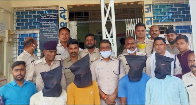पारदी गिरोह के 4 कुख्यात अपराधी पुलिस की गिरफ्त में, डकैती डालने की फिराक में थे