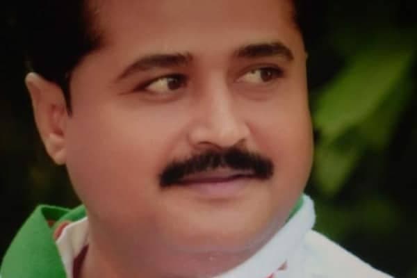 कांग्रेस प्रदेश सचिव मनीष चतुर्वेदी का हार्ट अटैक से निधन, पार्टी में शोक लहर, कमलनाथ ने जताया दुख