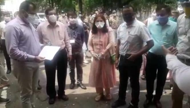 एसडीएम के मुंह पर कालिख पोतने का मामला, जबलपुर में भी हड़ताल पर अधिकारी