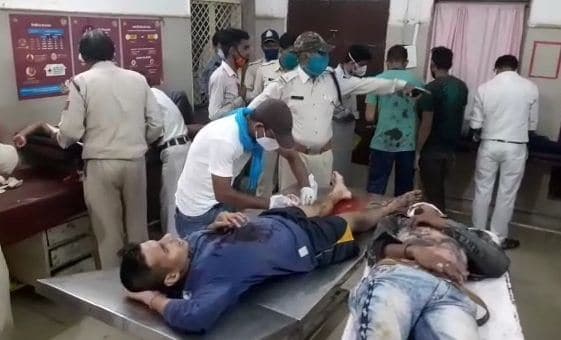 जमीनी विवाद में चले चाकू, हमले में सेन परिवार के तीन लोग घायल