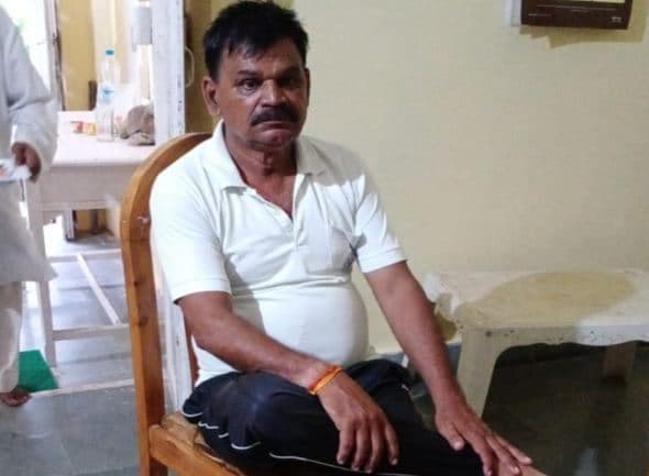 मुकदमा कायम करने मांगी रिश्वत, 15 हजार लेते प्रधान आरक्षक ट्रैप