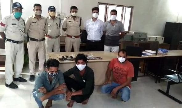 छिंदवाड़ा में पकड़ाया हाईटेक क्रिकेट सट्टा