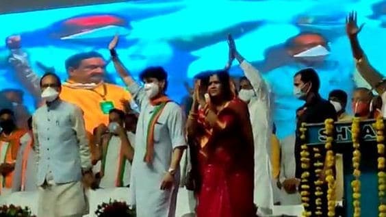 सीएम ने डबरा क्षेत्र को दी बड़ी सौगातें, सिंध नदी पर पुल, पिछोर में महाविद्यालय और तहसील, लधेरा बांध निर्माण की घोषणा