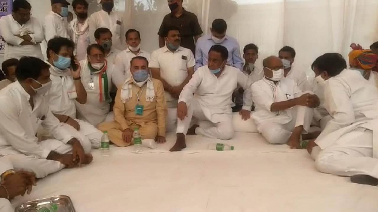 राजगढ़ पहुंचे कमलनाथ, दिग्विजय सिंह, जयवर्धन सिंह, दिग्गी ने साधा केंद्र सरकार पर निशाना,