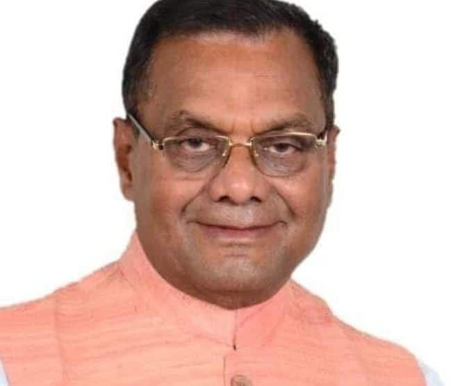 पूर्व मंत्री और बीजेपी विधायक महेंद्र हार्डिया कोरोना पॉजिटिव, आज ही कराई थी जांच