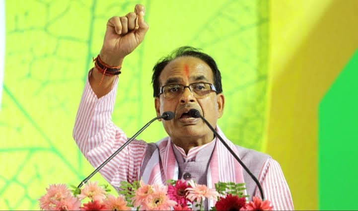 सीएम कल देंगे करोड़ो की सौगात, सिंधिया ने बनाई कार्यक्रम से दूरी, उमा भारती रहेंगी मौजूद
