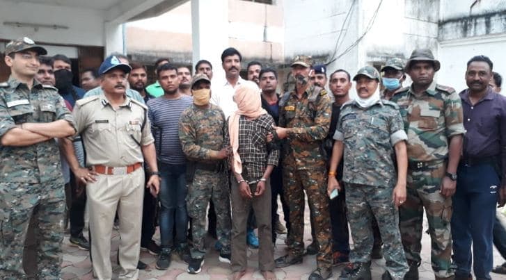 तीन प्रदेशों का 12 लाख का इनामी नक्सली बादल मरकाम गिरफ्तार