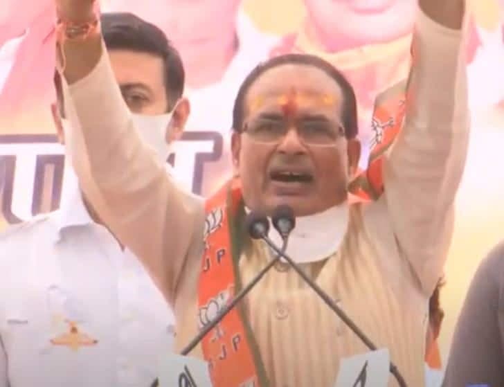 शिवराज बोले- जनता को आइफा अवॉर्ड वाला नहीं संकट के पार ले जाने वाला मुख्यमंत्री चाहिए