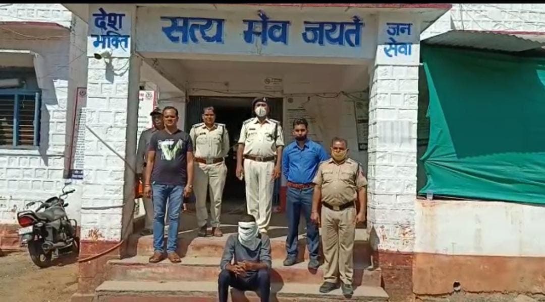 फर्जी आईडी से लड़कियों को अश्लील वीडियो-मैसेज भेजने वाला आरोपी गिरफ्तार