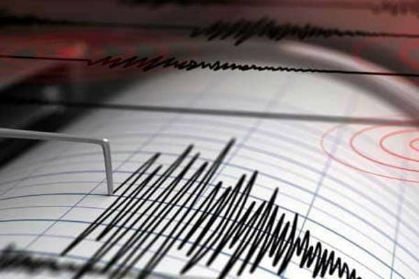 मध्य प्रदेश में यहां भूंकप के झटके से दहशत में लोग, घरों से बाहर निकले