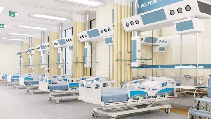 होशंगाबाद जिला अस्पताल में ICU बने बीता डेढ महीना, एमडी के नहीं होने से मरीजों को किया जा रहा भोपाल रेफर