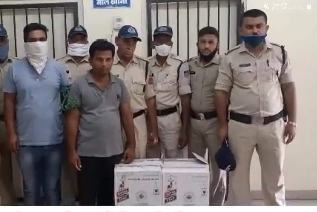 खंडवा पुलिस की कार्रवाई,  भारी मात्रा में अंग्रेजी शराब जब्त