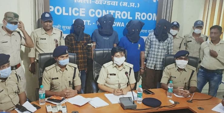 फिल्मी अंदाज में देते थे वारदात को अंजाम, कई राज्यों में लूट करने वाला गिरोह गिरफ्तार