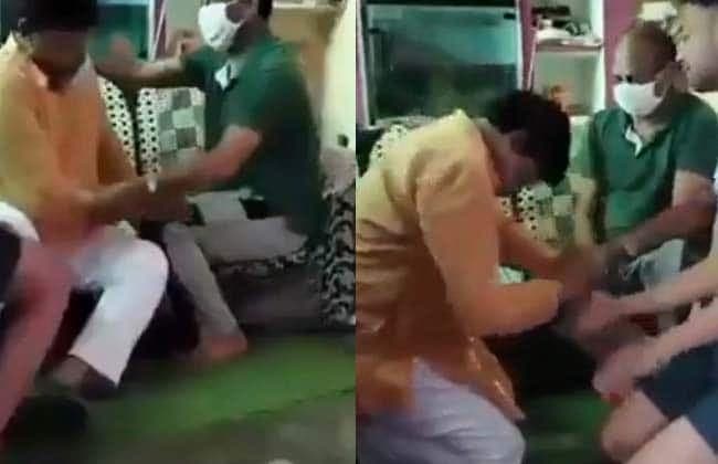 कांग्रेस नेता को अपने साथ प्रचार के लिए चलने मंत्री ने पैरों में रखा सिर, नेता ने कहा नहीं कर सकता गद्दारी