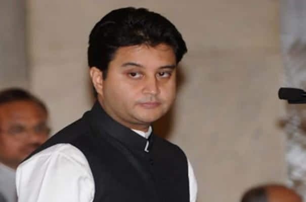 चर्चाओं में यह वायरल वीडियो, सिंधिया के पीए पर कांग्रेस ने की एफआईआर की मांग