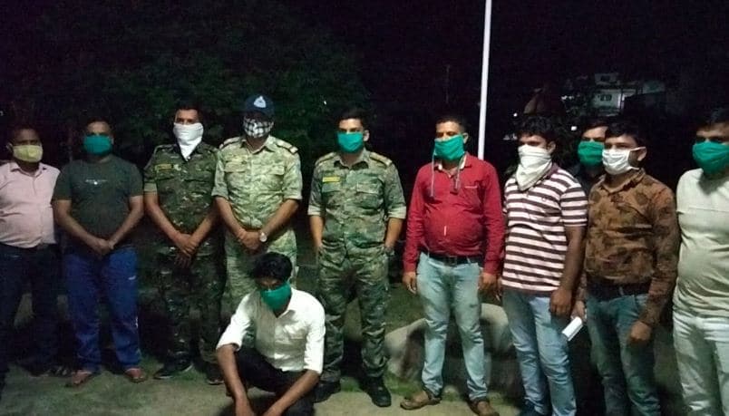 पत्नी की हत्या का फरार आरोपी पति गिरफ्तार