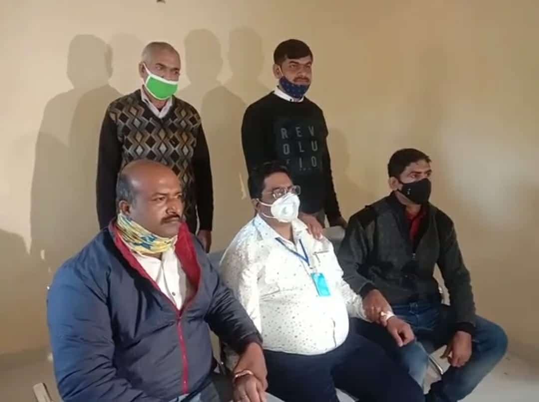 सिटी प्लानर ने मांगी 50 लाख रिश्वत, सौदा 25 में तय हुआ, 5 लाख लेते ही गिरफ्तार