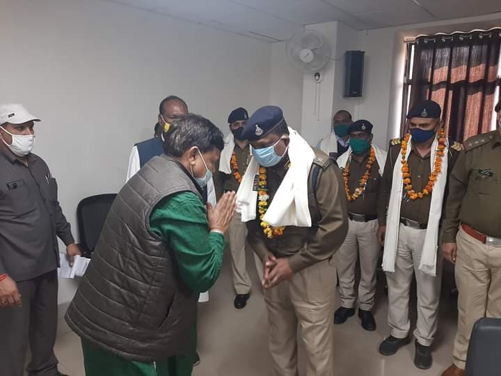 रात को रोकी मंत्री जी की गाड़ी, सुबह मंत्री पहुँच गए पुलिस कंट्रोल रूम