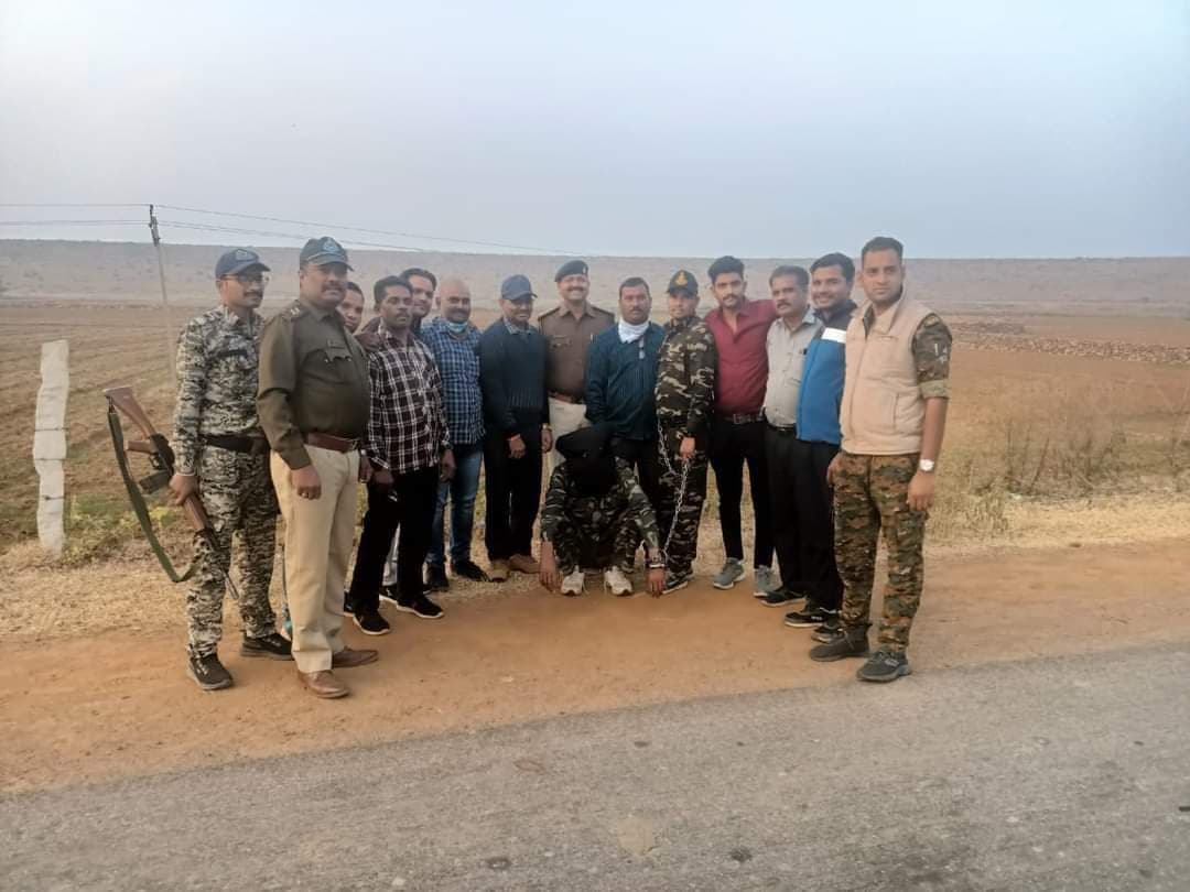 45000 रुपये का इनामी कुख्यात डकैत प्रहलाद गुर्जर गिरफ्तार, चुनौती था पुलिस के लिए