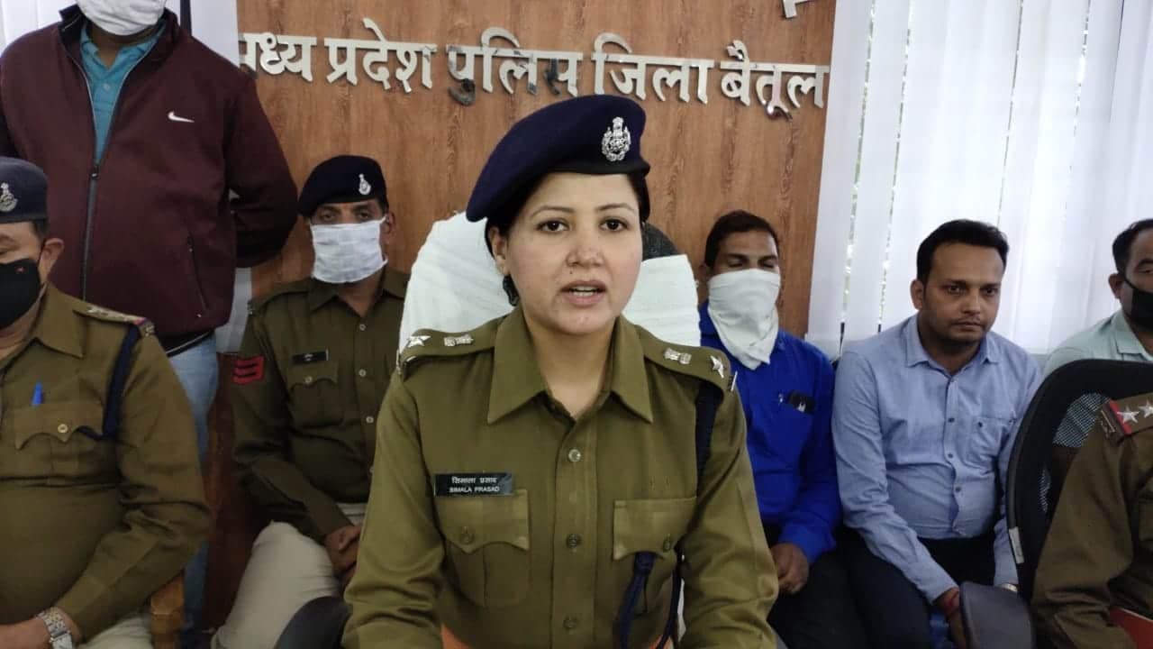 12 महीने बाद सुलझी ट्रिपल मर्डर मिस्ट्री, SIT ने किया खुलासा, 7 आरोपी गिरफ्तार