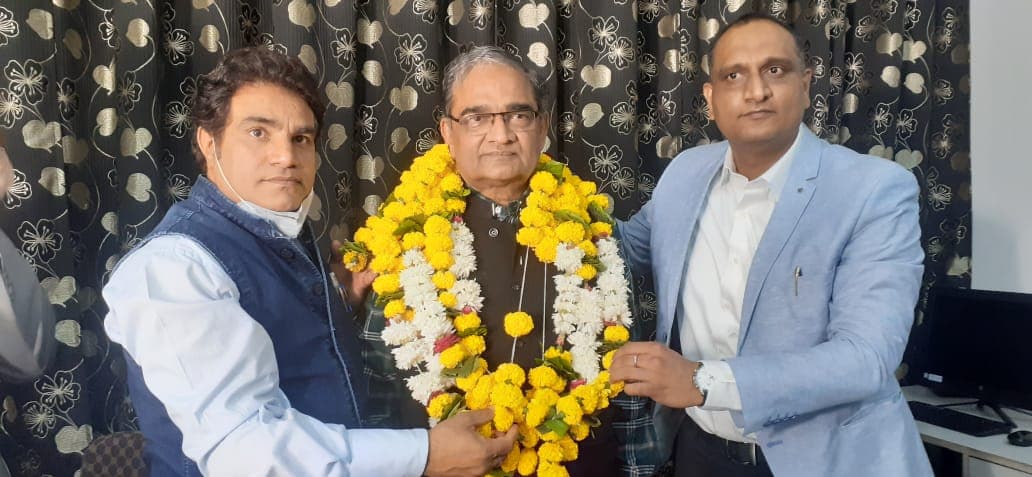 स्टेट बार काउंसिल के अध्यक्ष बने विजय चौधरी, वकीलों की समस्या के लिए सीएम और चीफ जस्टिस से मिलेंगे