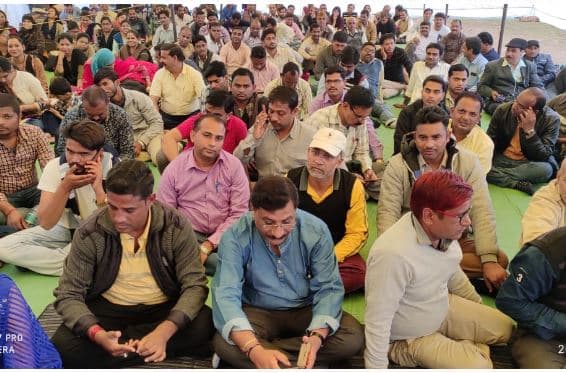 अधर में लटका अतिथि विद्वानों का भविष्य, कैबिनेट मंजूरी के बाद भी नियुक्ति को तरसे