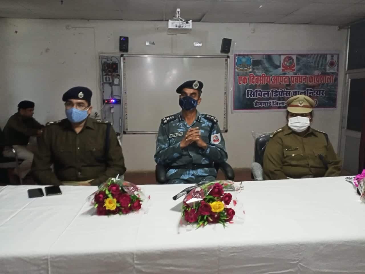 आपदा के समय लोगों की जान बचाने में सिविल डिफेंस वालेंटियर की महत्वपूर्ण भूमिका : डीआईजी राजेश शर्मा