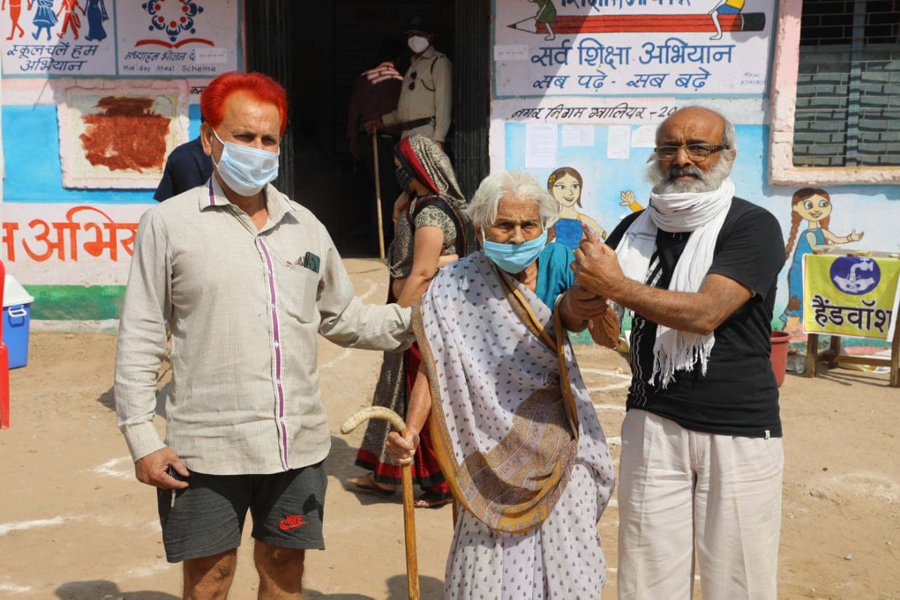ग्वालियर जिले में 56.99 प्रतिशत हुआ मतदान, ग्वालियर पूर्व में 50 प्रतिशत भी नहीं पहुंचा आंकड़ा