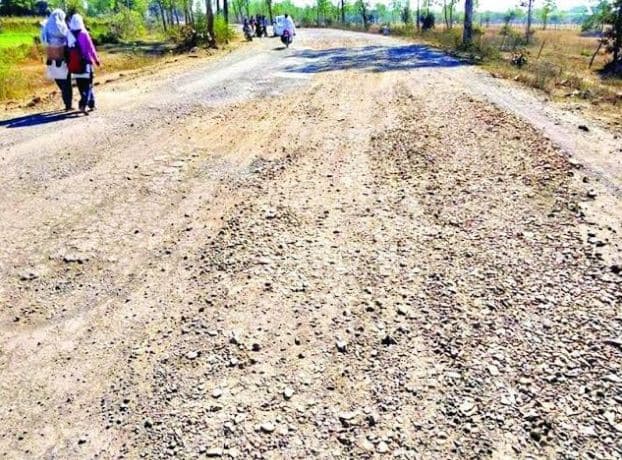 हाटपिपल्या की राजनीति का केंद्र बनी थी यह सड़क, जनता को हमेशा रहेगी याद