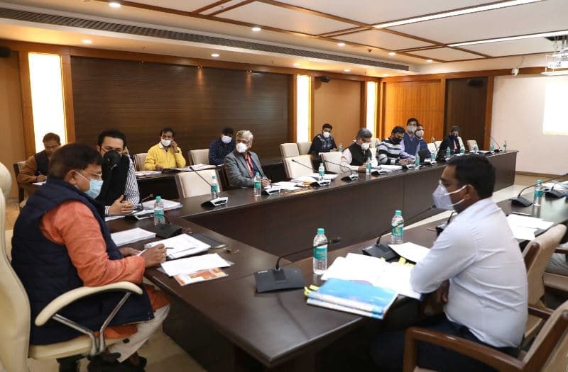 आउटसोर्स कर्मचारियों और बिजली बिलों को लेकर प्रद्युम्न सिंह तोमर का बड़ा बयान