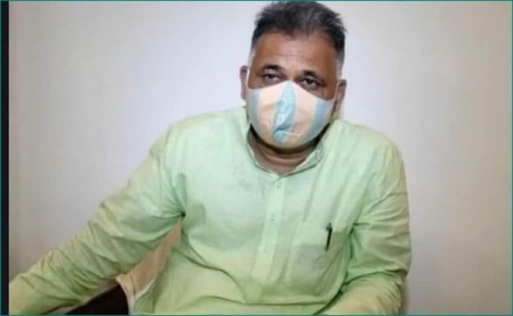 मंत्री इंदर सिंह परमार ने किया मंत्रालय को औचक निरीक्षण, कर्मचारियों से कहा- होगी कार्रवाई