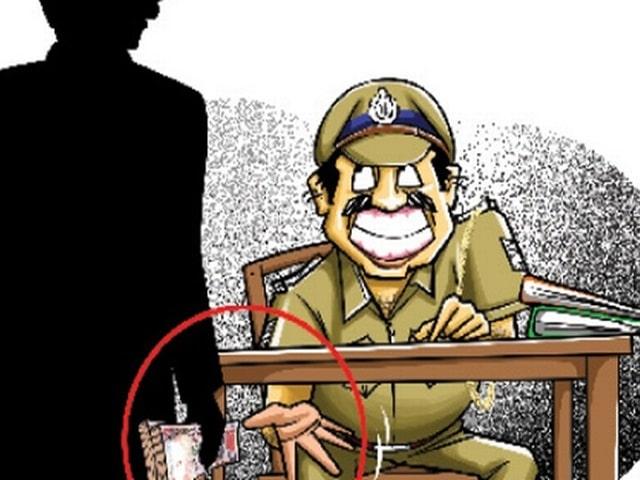 नीमच: जेल प्रहारी को रिश्वत लेना पड़ा महंगा! उज्जैन लोकयुक्त ने लिया एक्शन, किया रंगे हाथों गिरफ्तार