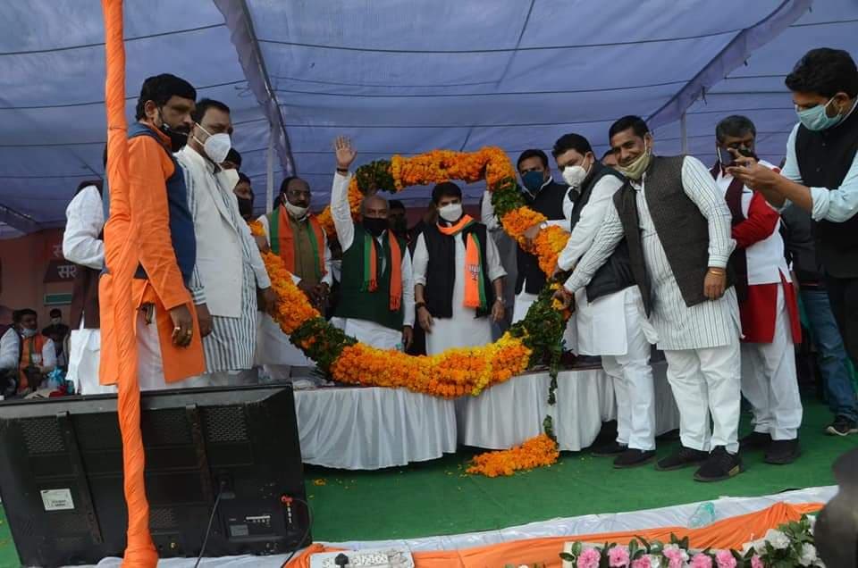 गरजे तोमर, सिंधिया कोई नेतृत्व की छवि धूमिल करेगा तो उसका जवाब भी मिलेगा  