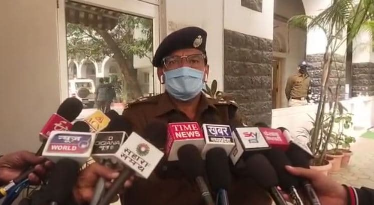 इंदौर में पथराव के बाद पुलिस का एक्शन, एसपी ने मीडिया को बताई ये बात