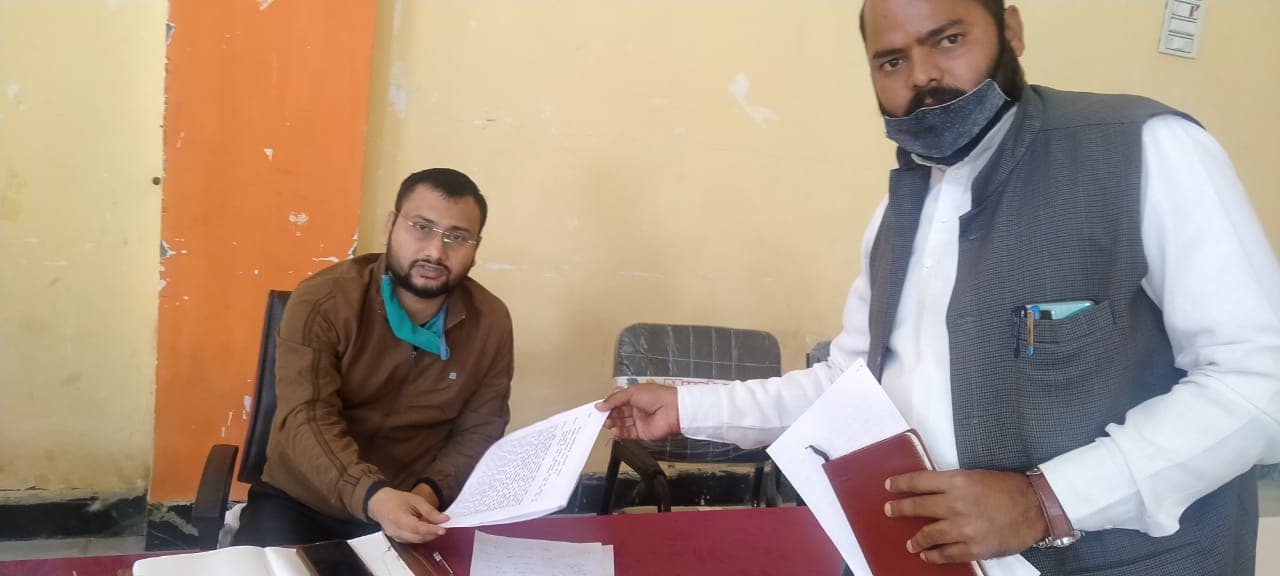 नगर पंचायत सीईओ के खिलाफ आवेदन, जनसमस्याओं को लेकर लापरवाही का आरोप
