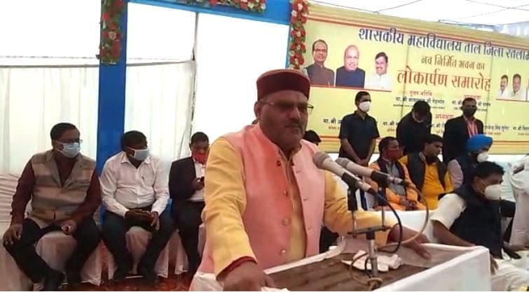 पूर्व विधायक जितेंद्र गहलोत के बिगड़े बोल, कमलनाथ सरकार की भुखे कुत्तों से कर दी तुलना