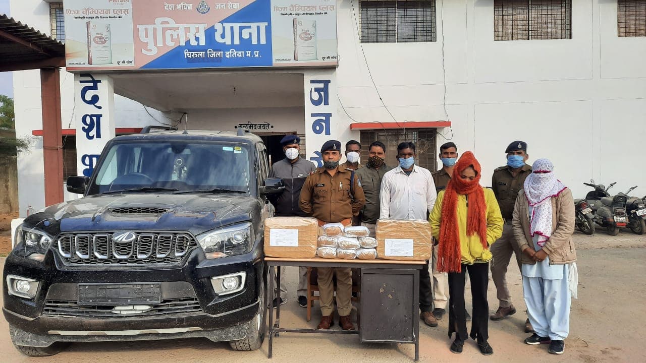 22 किलो गांजे के साथ स्कॉर्पियो सहित फरार महिला आरोपी को पुलिस ने किया गिरफ्तार