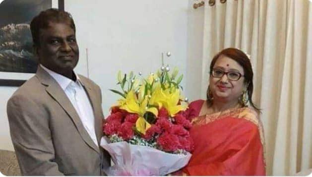 सिंधिया समर्थक मंत्री की पत्नी को शिवराज सरकार का तोहफा, कांग्रेस ने कसा तंज