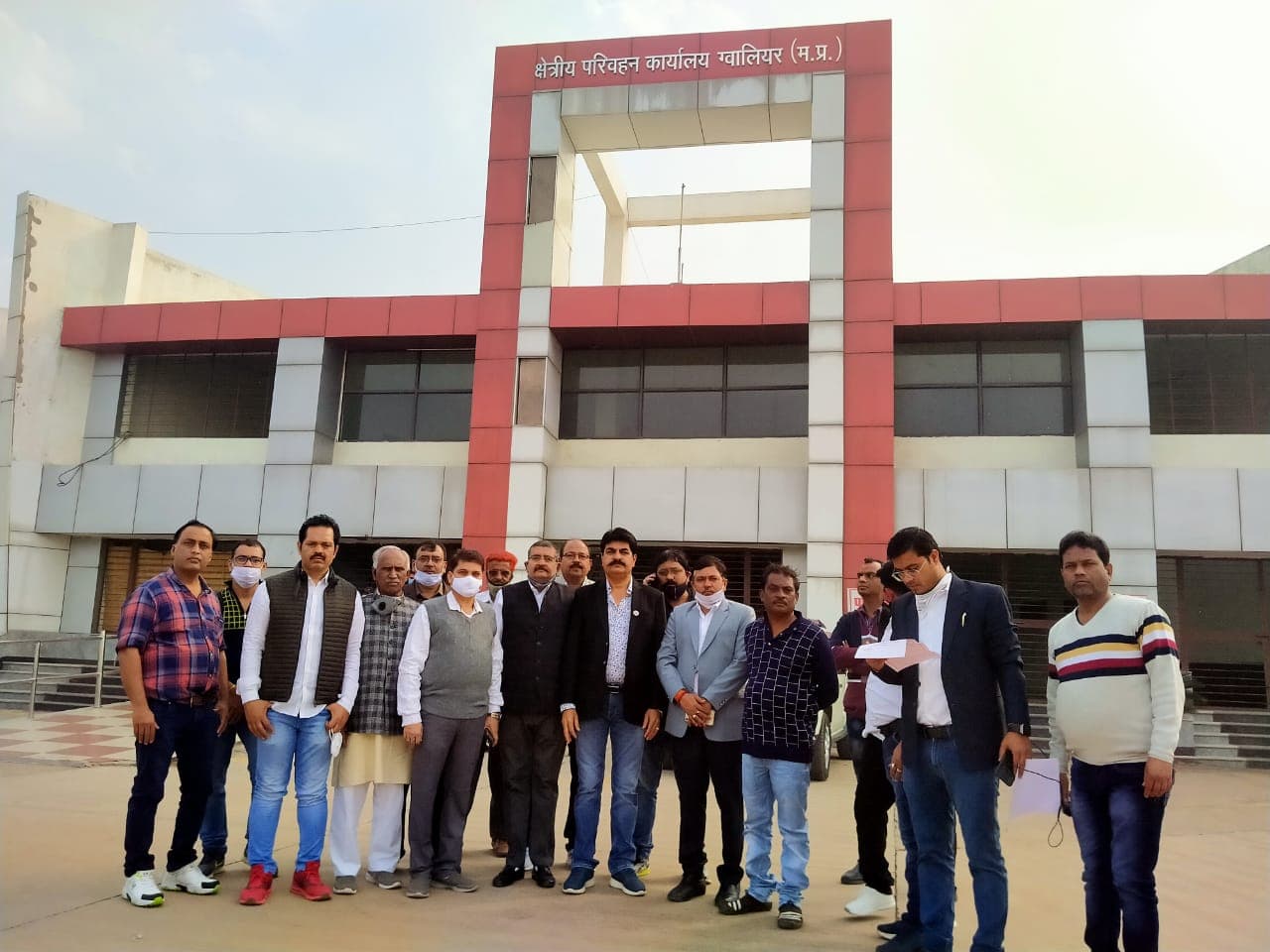 शिव”राज” के ये कैसे अधिकारी, भृष्टाचार पर कार्रवाई की बजाय खुद हुए गायब
