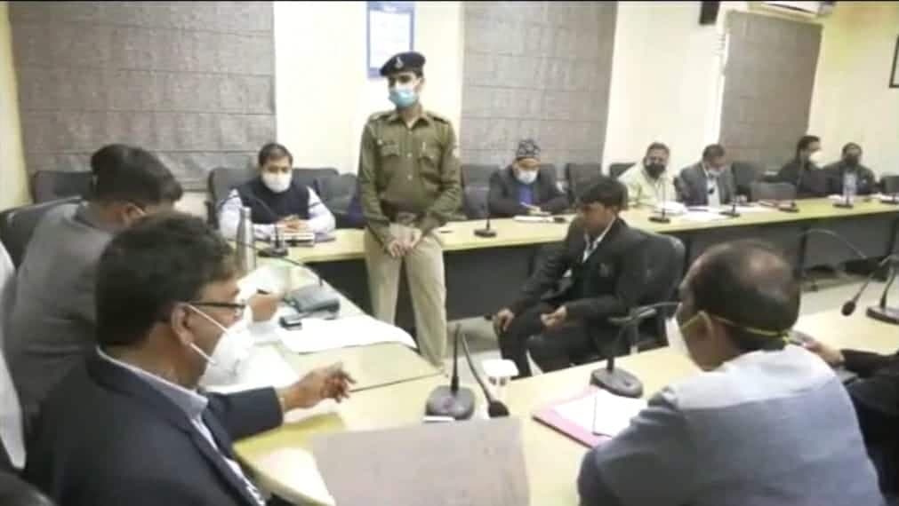 वकील साहब पर लगा जुर्माना, कमिश्नर बोले – You Should Be Ashamed Of Your Self